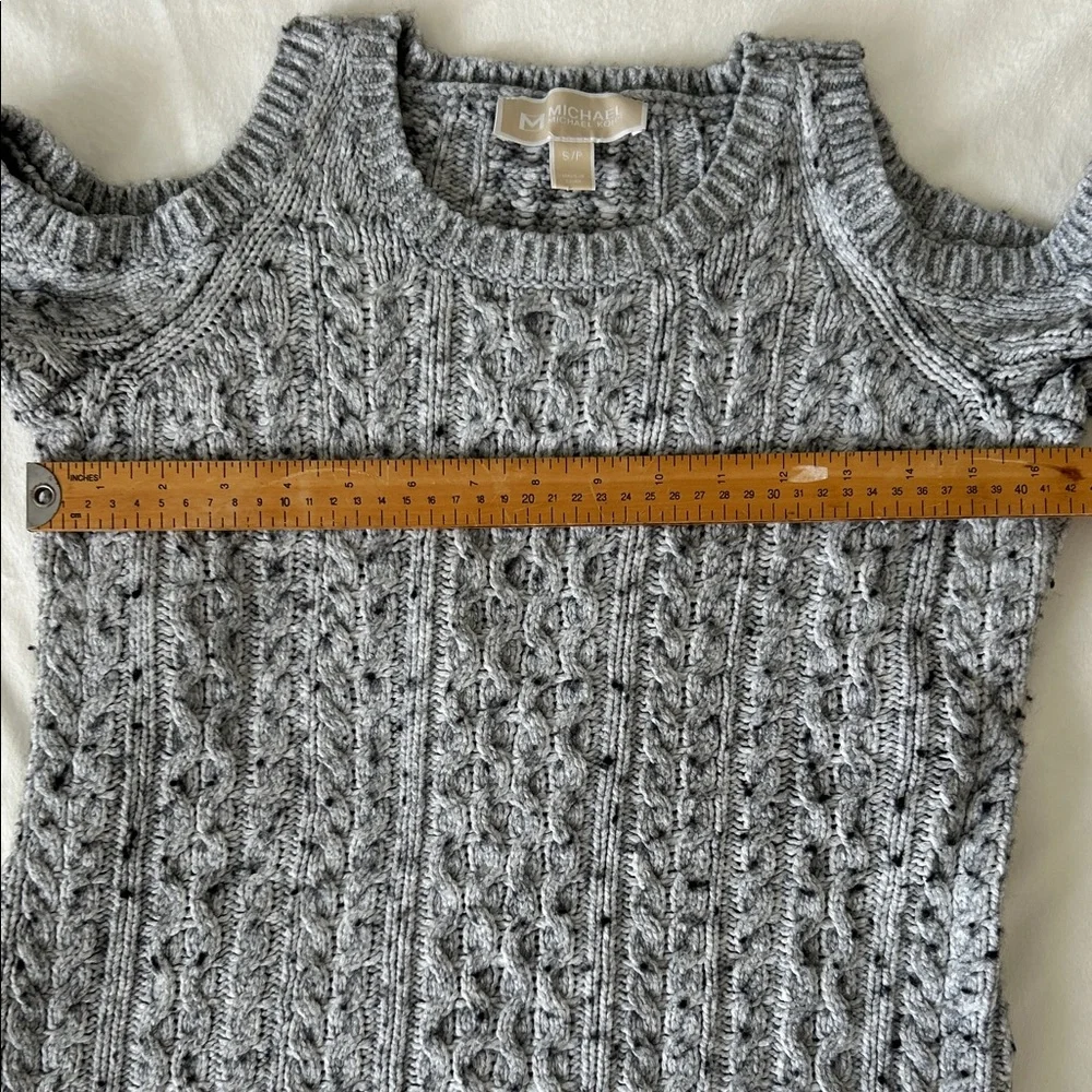 Michael Kors Gray Cable-Knit Cold Shoulder Sweater S - Picture 7 of 9